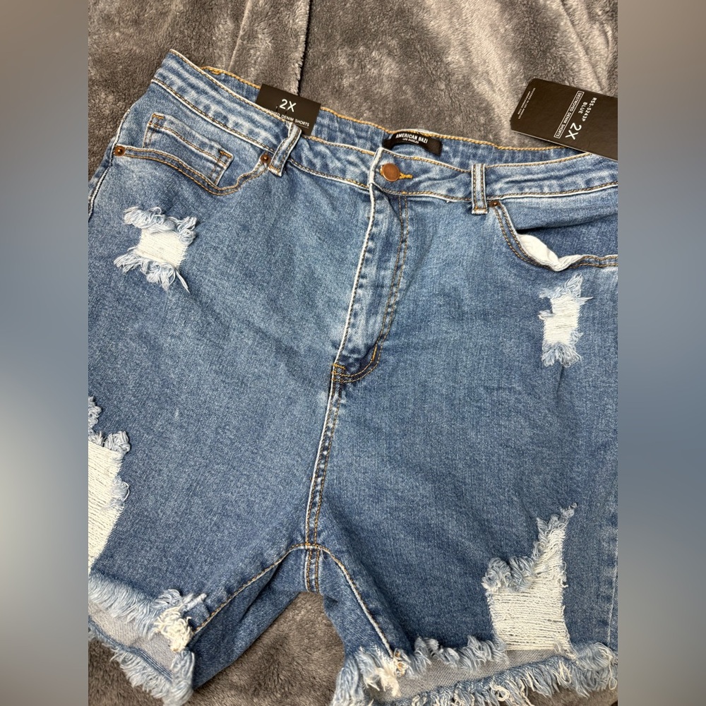 American‎ Bazi jean shorts